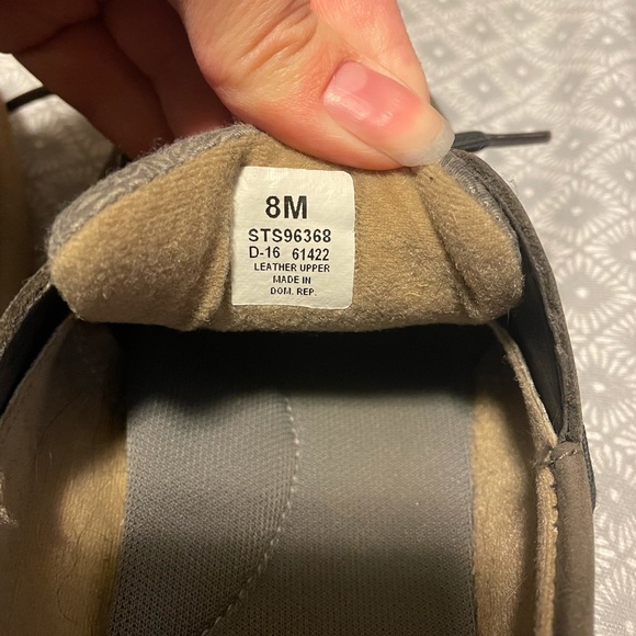 Grey Sperry’s - Picture 3 of 4